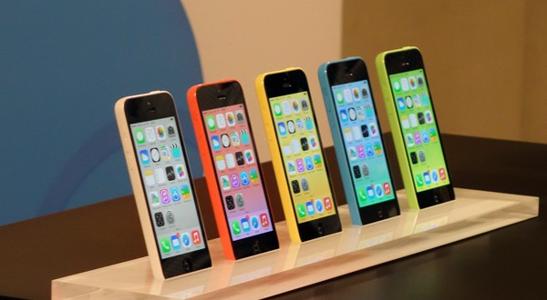 iphone-5c-front-colours